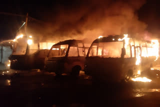 fire accident in private buses at Kukatpally
