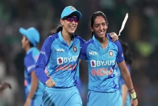 WPL Auction 2023  harmanpreet kaur  Smriti Mandhana  Mumbai Indians  royal challengers bangalore  വിമൻസ് പ്രീമിയര്‍ ലീഗ്  സ്‌മൃതി മന്ദാന  ഹര്‍മന്‍പ്രീത് കൗര്‍  മുംബൈ ഇന്ത്യന്‍സ്  റോയല്‍ ചലഞ്ചേഴ്‌സ്‌ ബംഗ്ലൂര്‍