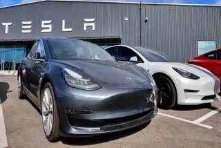 Tesla adjusts its EV prices for fourth time in US