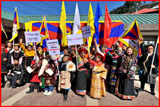 तिब्बतियों ने मनाया 110वां घोषित स्वतंत्रता दिवस.