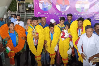 Tamil Nadu athletes won medals in Asian Indoor Athletics Championships warm welcome at the airport