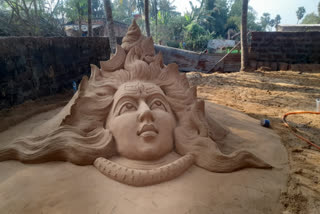 Mahashivaratri 2023: Sand artists Sudarsan Pattnaik, Sudam Pradhan make sand sculptures of Lord Shiva