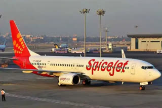 Kandla-bound SpiceJet flight returns to Mumbai airport due to cabin 'pressurisation alert'