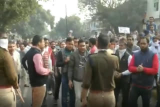 Haryana govt employees protest near CM residence