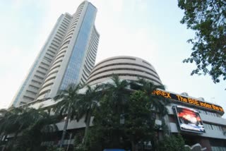 Stock Market India: પહેલાં જ દિવસે માર્કેટમાં કડાકો, સેન્સેક્સ 311 પોઈન્ટ તૂટ્યો