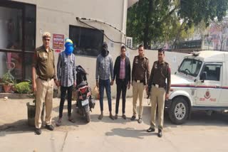 Swiggy delivery boys looted groom in Delhi
