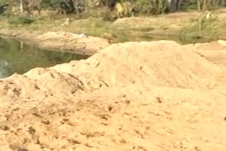 Illegal sand mining in Shimsha river