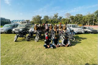 Ludhiana police arrested the gang  stole the car from the parking