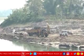 Illegal sand mining by Land mafia in Dibrugarh
