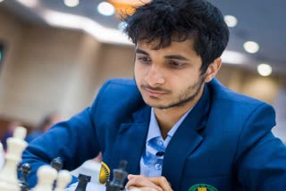 Vidit Gujrathi  Magnus Carlsen  Vidit Gujrathi stuns world champion Magnus Carlsen  Pro Chess League  Indian Grandmaster Vidit Gujrathi  മാഗ്നസ് കാൾസൻ  വിദിത് ഗുജറാത്തി  മാഗ്നസ് കാൾസനെ കീഴടക്കി വിദിത് ഗുജറാത്തി  പ്രോ ചെസ് ലീഗ്  ഇന്ത്യൻ ഗ്രാൻഡ്‌മാസ്റ്റർ വിദിത് ഗുജറാത്തി