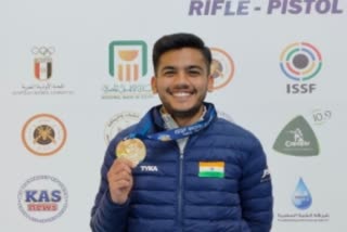 Aishwary Pratap Singh Tomar claims gold in men s 50m rifle shooting at ISSF World Cup in Cairo