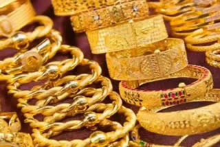 illegal-gold-traffic-gold-worth-7-crore-seized-at-hyderabad-airport