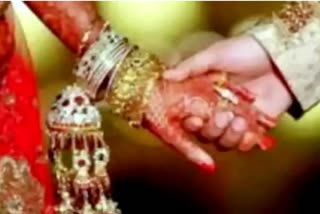 नवादा मंदिर में प्रेमी जोड़े ने रचाई शादी