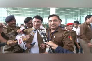 SC orders Pawan Khera release on interim bail  Pawan Khera released on interim bail  interim bail for Pawan Khera  Pawan Khera  Pawan Khera arrest  പവന്‍ ഖേരയ്‌ക്ക് ഇടക്കാല ജാമ്യം  സുപ്രീം കോടതി  കോണ്‍ഗ്രസ് നേതാവ് പവന്‍ ഖേര  ചീഫ്‌ ജസ്റ്റിസ് ഡി വൈ ചന്ദ്രചൂഡ്  കോണ്‍ഗ്രസ് പ്ലീനറി സമ്മേളനം  കോണ്‍ഗ്രസ്