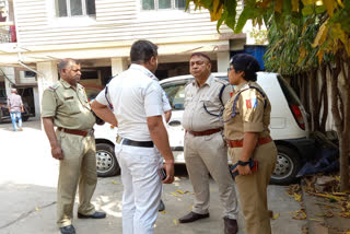 Police at Jitendra Tiwari's Flat ETV BHARAT