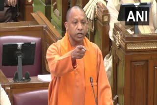 Yogi lashed out at Akhilesh in UP Assembly  UP Assembly  Yogi Adityanath  യോഗി ആദിത്യനാഥ്  അഖിലേഷ് യാദവ്  അഖിലേഷ് യാദവിനെതിരെ യോഗി ആദിത്യനാഥ്  ബിഎസ്‌പി എംഎൽഎ രാജു പാൽ വധക്കേസ്  അഖിലേഷ് യാദവിനെതിരെ ആഞ്ഞടിച്ച് യോഗി ആദിത്യനാഥ്  അഖിലേഷ്  ഉത്തർപ്രദേശ് നിയമസഭ  സമാജ്‌വാദി പാർട്ടി