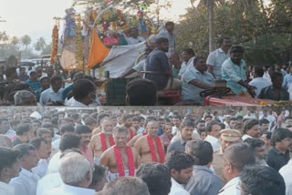 former Chief Minister OPS mother body was cremated