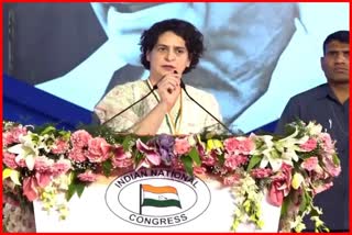 Priyanka Gandhi in Congress Session