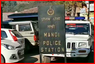 Dead body of youth found in Mandi bus stand