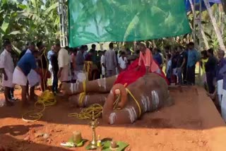 elephant died  elephant death  olarikkara kaalidasan  olarikkara kaalidasan elephant  thrissur olikkara devasom  latest news in thrissur  latest news today  ഒളരിക്കര കാളിദാസൻ ചരിഞ്ഞു  ഒളരിക്കര കാളിദാസൻ  കുന്നംകുളം കടവല്ലൂരില്‍  ജൂനിയർ ശിവസുന്ദർ  തൃശൂര്‍ ഏറ്റവും പുതിയ വാര്‍ത്ത  ഇന്നത്തെ പ്രധാന വാര്‍ത്ത