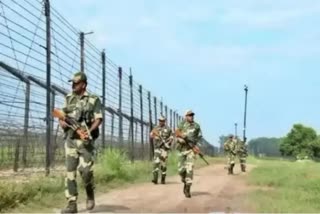 jawans standing on the border