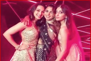 Kiara Advani with her bridesmaids