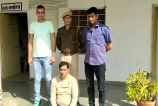 Fake material seized in Alwar while raid on a factory