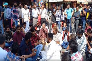 In Hoshiarpur, Valmiki community opened a front against the police administration, demanded the transfer of DSP.