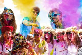 Play Holi With Rashi Apt Color