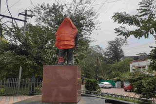 CM Shivraj unveil statue former CM Arjun Singh