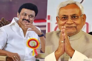 Tamilnadu CM MK Stalin  Bihar CM Nitish Kumar  MK Stalin calls Bihar CM Nitish Kumar  Fake news  MK Stalin dialed Nitish Kumar  rumours spread through media  Migrant Workers attack  അവരും ഞങ്ങളില്‍ പെട്ടവര്‍  നിതീഷ് കുമാറിനെ ഫോണില്‍ വിളിച്ച് സ്‌റ്റാലിന്‍  വ്യാജവാര്‍ത്തയില്‍ വ്യക്തത വരുത്താന്‍  സ്‌റ്റാലിന്‍  അന്യസംസ്ഥാന തൊഴിലാളികള്‍ ആക്രമിക്കപ്പെട്ടു  തൊഴിലാളികള്‍  മാധ്യമങ്ങളിലൂടെ പ്രചരിച്ച വ്യാജവാര്‍ത്ത  ബിഹാര്‍ മുഖ്യമന്ത്രി  നിതീഷ് കുമാര്‍  തമിഴ്‌നാട് മുഖ്യമന്ത്രി  ദൈനിക് ഭാസ്‌കറിന്‍റെ എഡിറ്റര്‍  ദൈനിക് ഭാസ്‌കര്‍