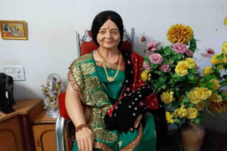 Statue in Memory of Mother ETV BHARAT