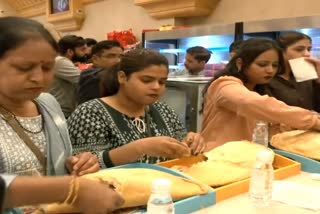 Bahubali Gujiya' eating competition organised in Lucknow