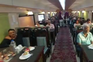 'Garvi Gujarat Train' reached Gujarat