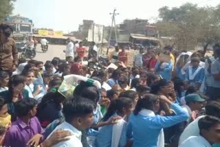 panna students protest for withdraw case