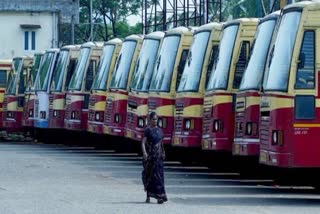 KSRTC pays first instalment of Employees Salary  first instalment of Employees Salary  KSRTC Employees Salary  KSRTC Management  Trade Unions protests  പ്രതിഷേധങ്ങള്‍ക്കിടെ ശമ്പളമെത്തി  യൂണിയന്‍ എതിര്‍പ്പ് വകവയ്‌ക്കാതെ  ജീവനക്കാര്‍ക്ക് ആദ്യ ഗഡു ശമ്പളമെത്തിച്ച്  കെഎസ്‌ആര്‍ടിസി  ശമ്പളം ഗഡുക്കളായി നൽകാന്‍  ശമ്പളം  തൊഴിലാളി യൂണിയനുകള്‍  തൊഴിലാളി യൂണിയനുകളുടെ എതിർപ്പ്  സിഐടിയു  മുഖ്യമന്ത്രിയുടെ ഉറപ്പ്  ആന്‍റണി രാജു  ഗതാഗത മന്ത്രി  മന്ത്രി