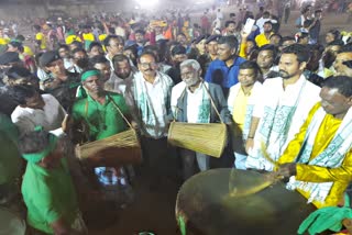 Minister Champai Soren danced