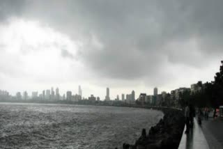 Rain With Strong Winds In Mumbai