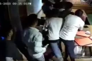 Fight In Restaurant Unnao