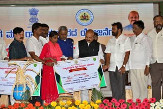 conference beneficiaries of central state government schemes