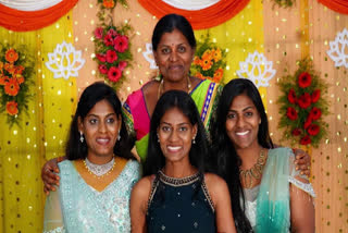 Vijayalakshmi with children