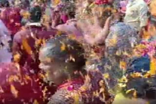 varanasi holi