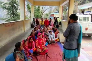 Women Sit on Protest in Holi