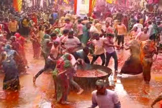 Sister in laws holi with brother in laws in Beawar