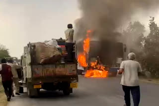 Roadways bus and bike accident in Bhilwara, biker died while both vehicles turn to ashes