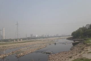drop in water level of Yamuna river in delhi