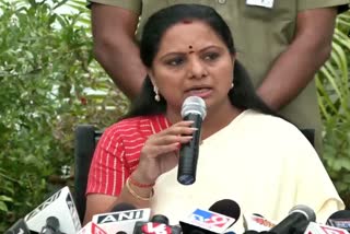 Kavitha calls ED home for interrogation  ചോദ്യം ചെയ്യാന്‍ ഇഡിയെ വീട്ടിലേക്ക് വിളിച്ചു  കവിത ഇന്ന് ഇഡിക്ക് മുന്നില്‍ ഹാജരാകില്ല  ഇഡി  ബിആര്‍എസ് എംഎല്‍സി കവിത  വനിത ബില്‍  ഡല്‍ഹി മദ്യ നയക്കേസ്  ഡല്‍ഹി മദ്യ നയ കേസ്  ജന്തര്‍ മന്ദറില്‍ മാര്‍ച്ച് 10ന് സമരം  ED news updates  latest news in ED  news updates  latest news in delhi  live news updates