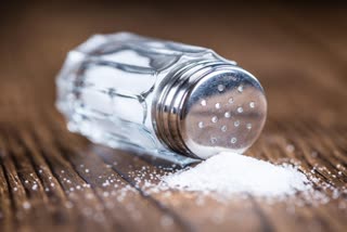 Efforts for reducing salt  WHO  World Health Organization  Sodium  Side effect of Sodium  side effects of eating too much salt  അമിതമായി ഉപ്പ് കഴിക്കുന്നതിലെ ആരോഗ്യ പ്രശ്‌നങ്ങൾ  സോഡിയം  സോഡിയത്തിന്‍റെ അളവ് കൂടിയാൽ  ഉപ്പ്  അധികമായാൽ ഉപ്പും വിഷം  അറിയാം ഉപ്പിന്‍റെ ദോഷവശങ്ങൾ