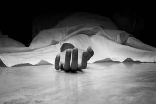 truth and dare  girl dies after taking too many iron tablets  TN teenage girl died playing truth and dare game  ട്രൂത്ത് ഓർ ഡെയർ  അയണ്‍ ഗുളിക കഴിച്ച് വിദ്യാർഥിനി മരിച്ചു  വിദ്യാർഥിനിക്ക് ദാരുണാന്ത്യം  iron tablets  അമിതമായ അളവിൽ അയണ്‍ ഗുളികകൾ കഴിച്ചു  ജീവനെടുത്ത് ട്രൂത്ത് ഓർ ഡെയർ ഗെയിം  ഊട്ടി മുനിസിപ്പൽ ഉറുദു സ്‌കൂൾ  ഗുളിക കഴിച്ച് വിദ്യാർഥിനി മരിച്ചു