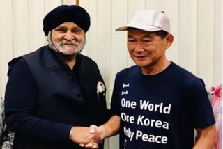 عالمی امن کے لیے گیارہ ہزار کلومیٹر دوڑتے ہوئے میونگ کُو بھارت پہنچے